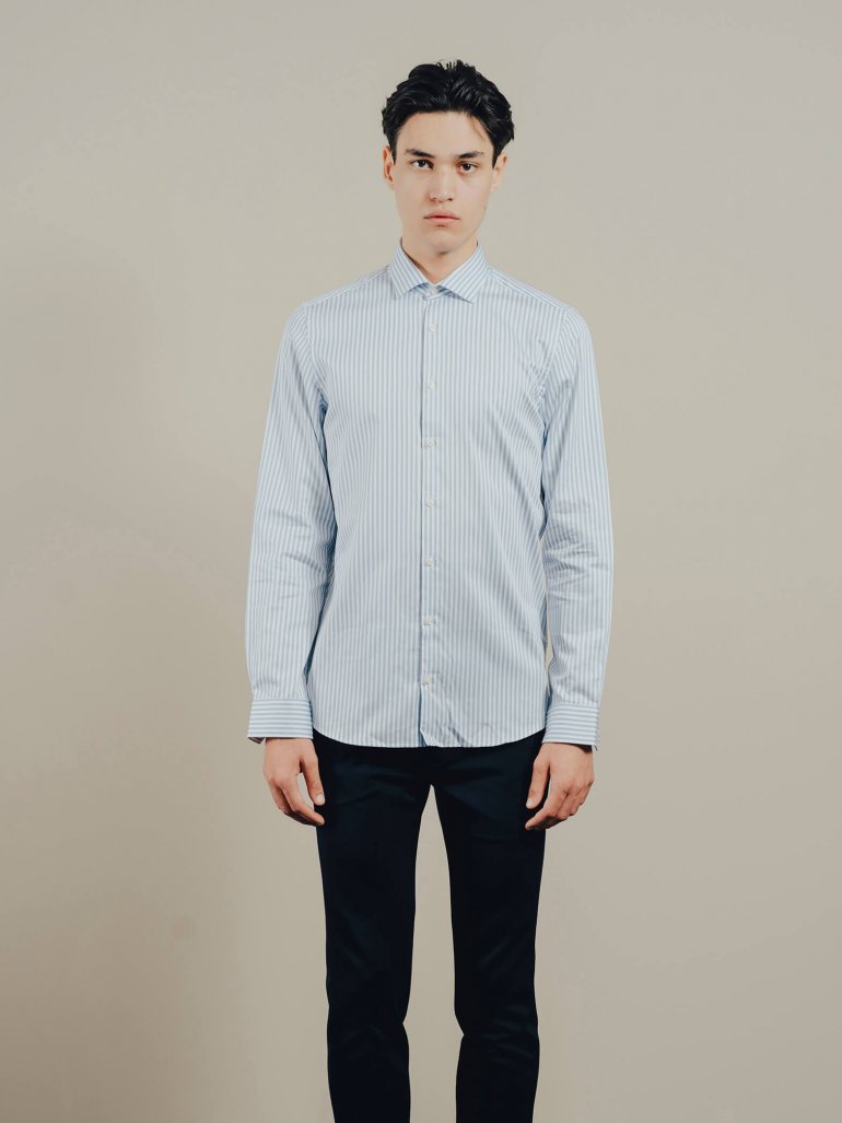 4: Gnious - Curtis stribe skjorte, hvid og lys blå stib - Herre - 3XL